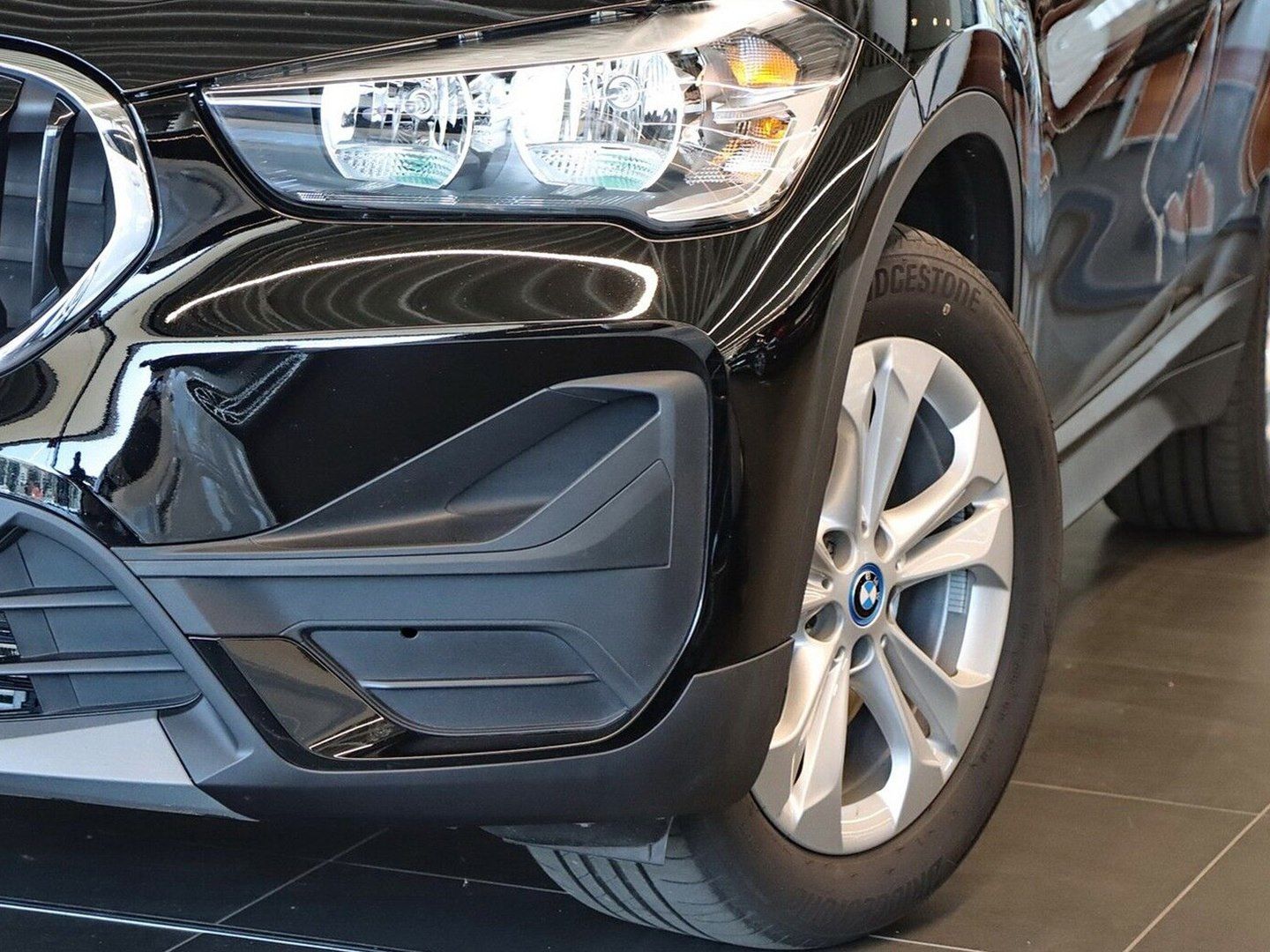 BMW X1 xDrive25e Advantage - Samsaru's Car Outlet
