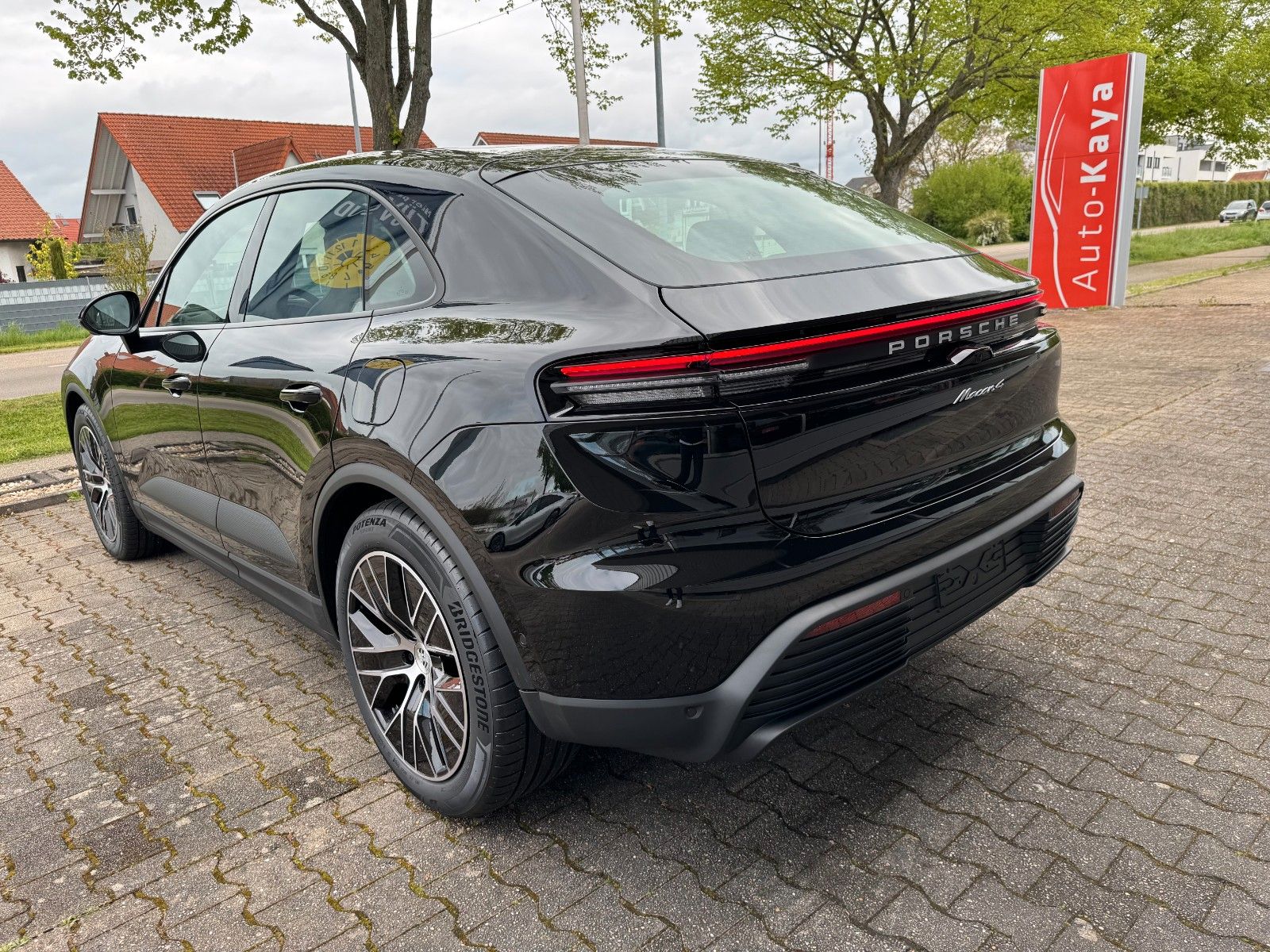 Porsche Macan Electric 4 *Luftfederung*/Beifahrerdisplay