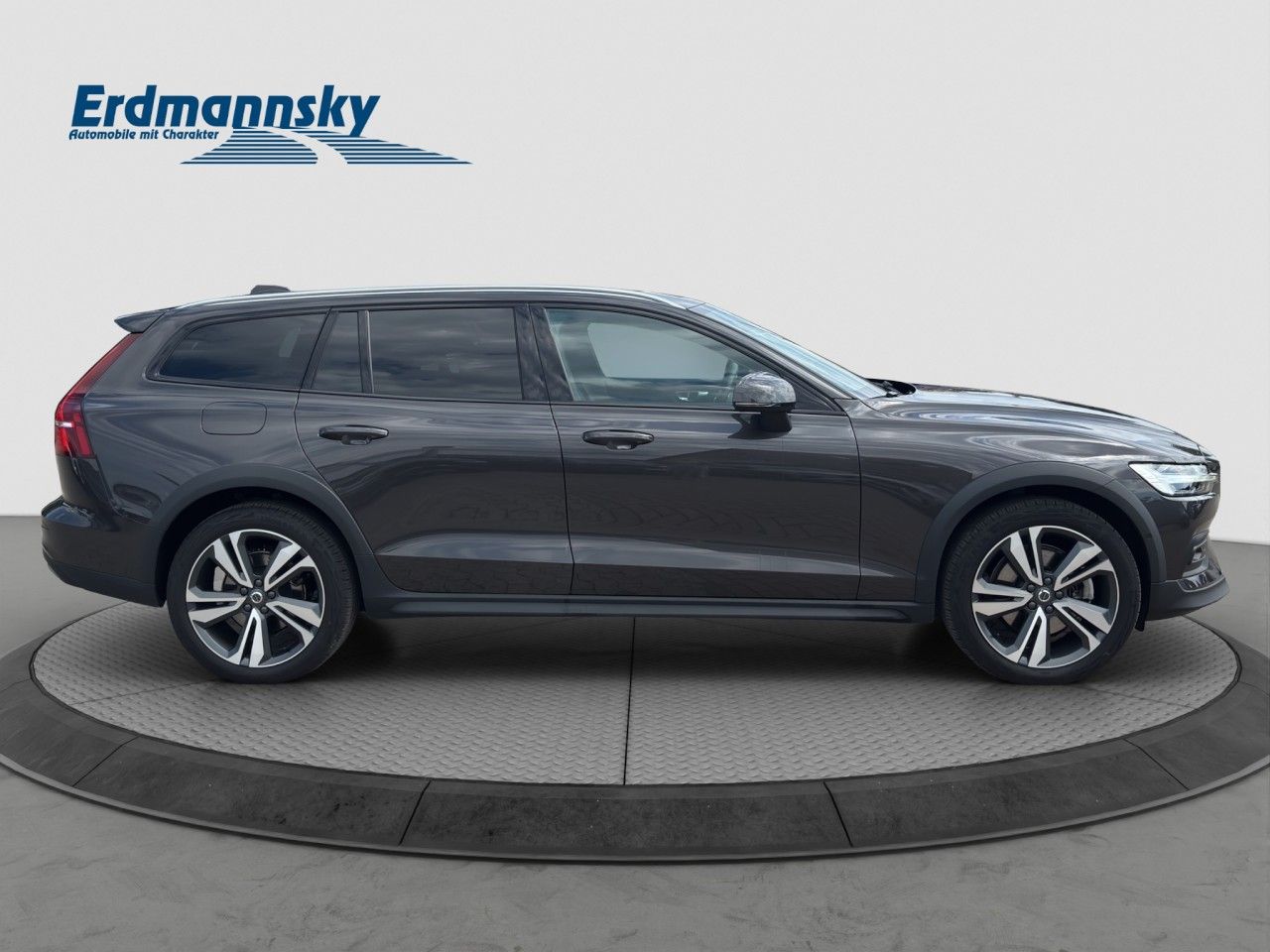 Volvo V60 B4 Cross Country Ultimate AWD/AHK/Pano/StHz