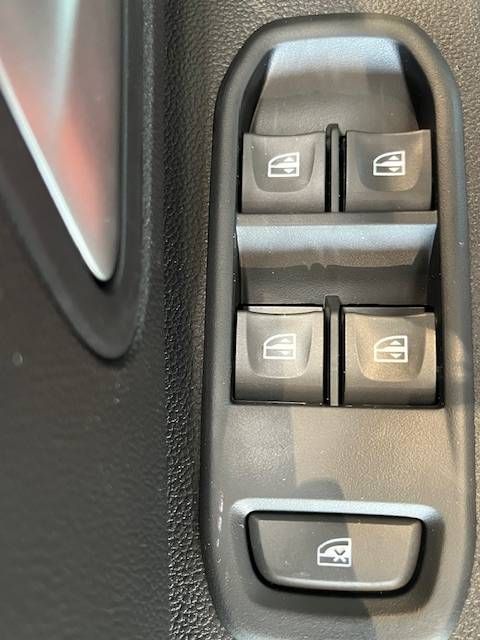 Dacia DUSTER Expression TCe 130 - Samsaru's Car Outlet