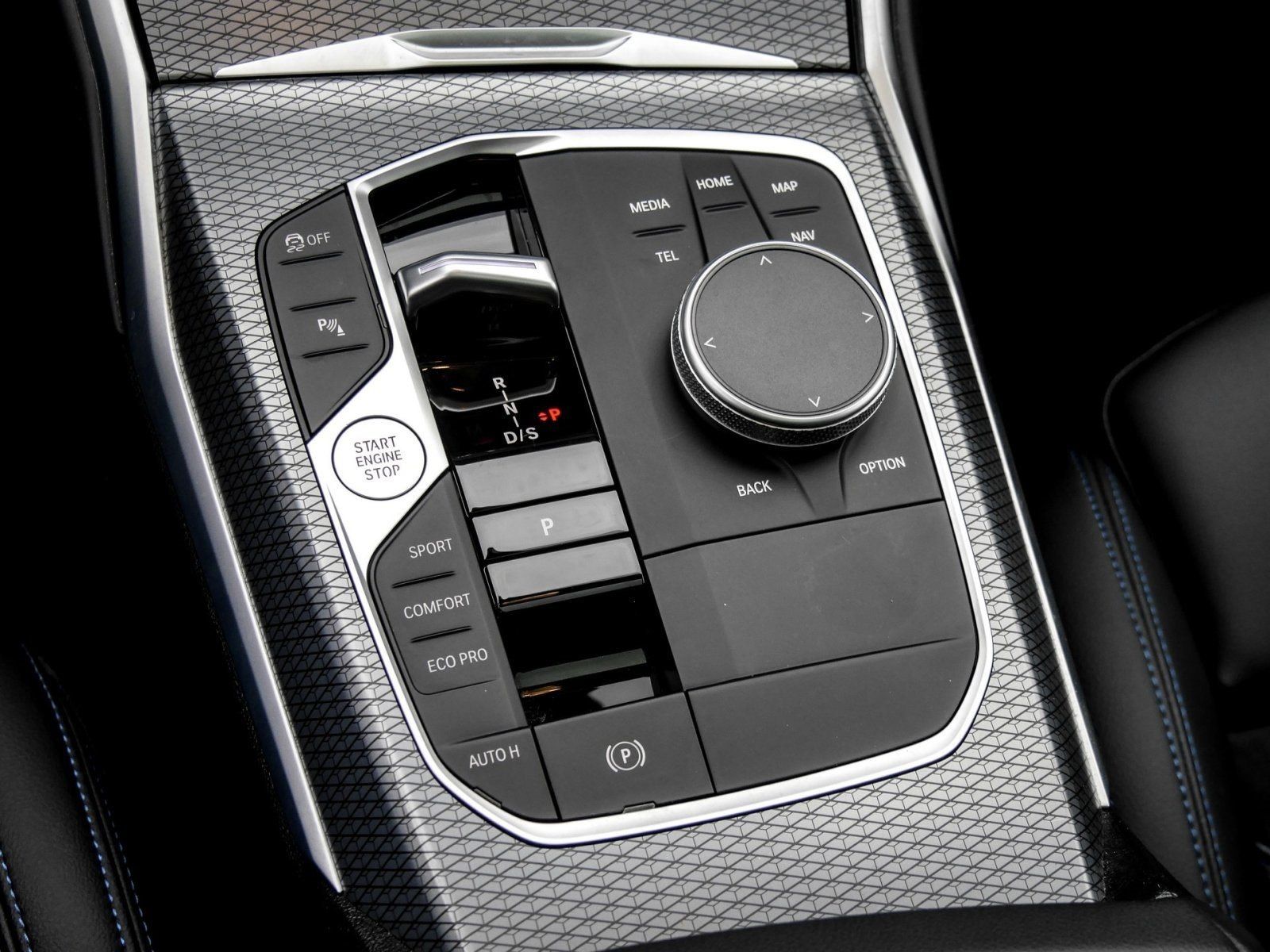 BMW 320d xDrive M SPORT+ACC+WIDESCREEN+KEYLESS+MEMOR
