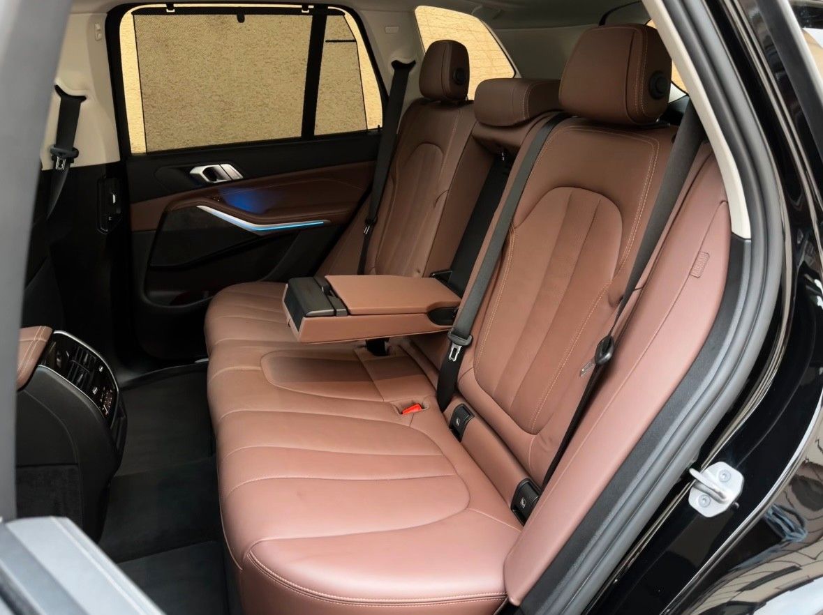 BMW X5 xDr45e PANO*Laser*Sitzkl*Massage*AHK*DA-Prof