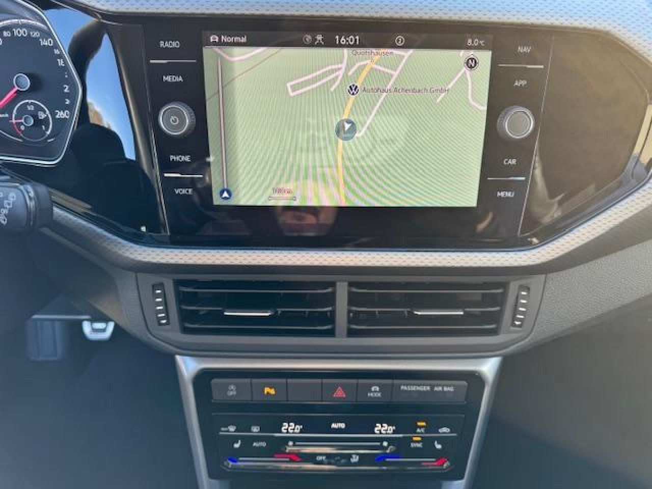 Volkswagen T-Cross Active 1.0 TSI - Samsaru's Car Outlet