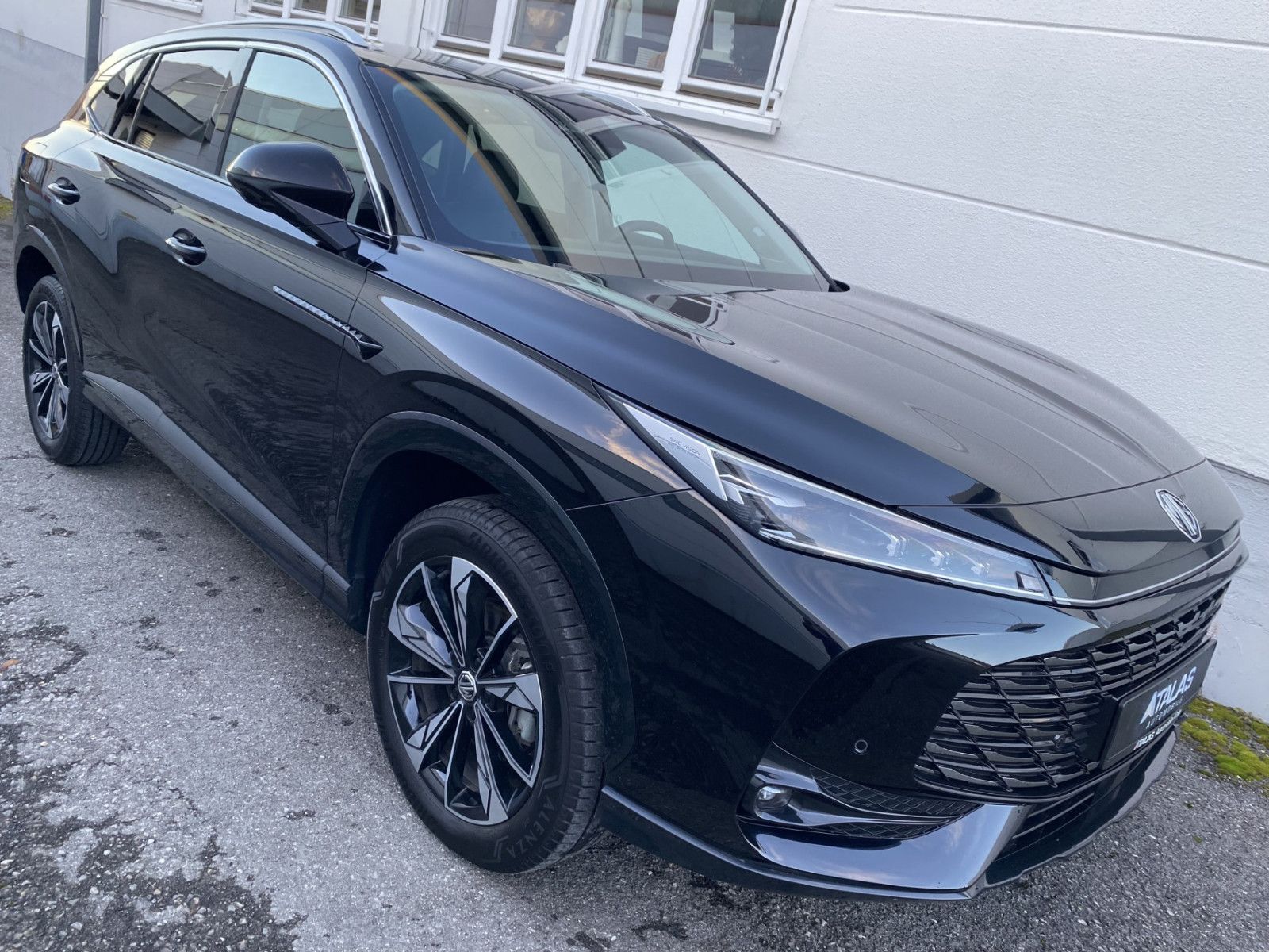 MG HS 1.5 T GDI Luxury