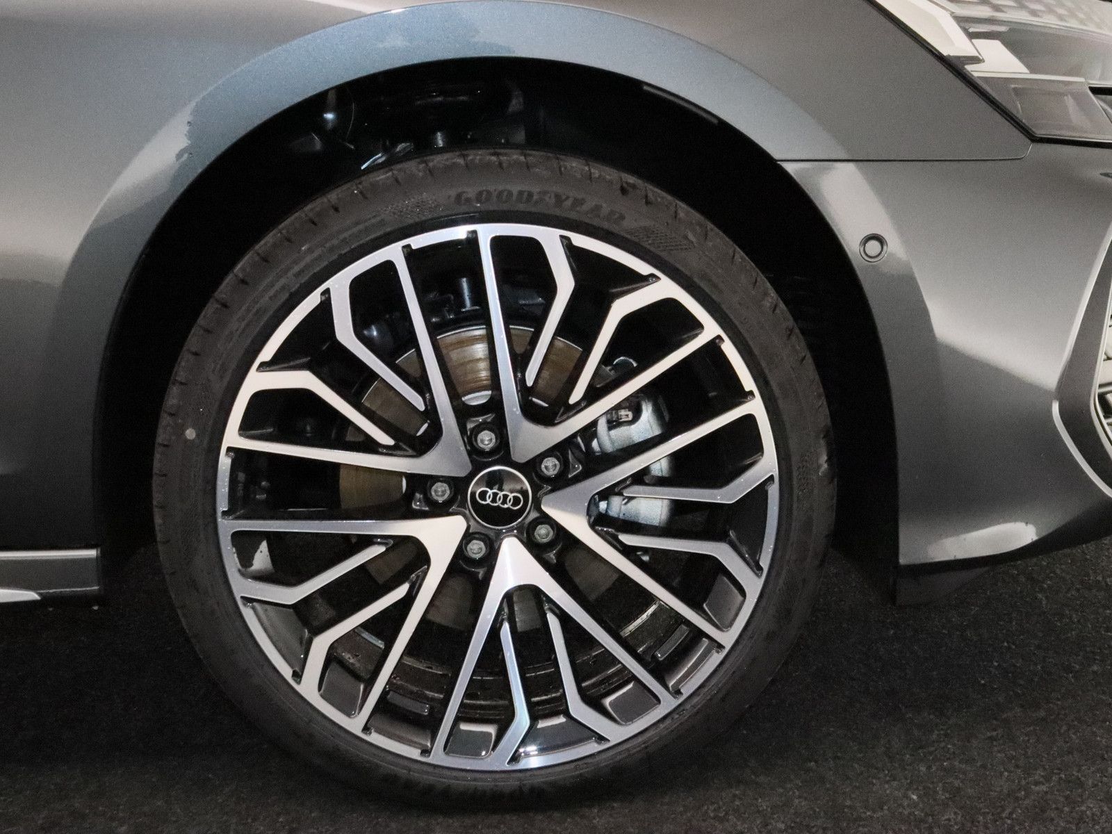Audi A3 Sportback 35 TFSI S line - Samsaru's Car Outlet