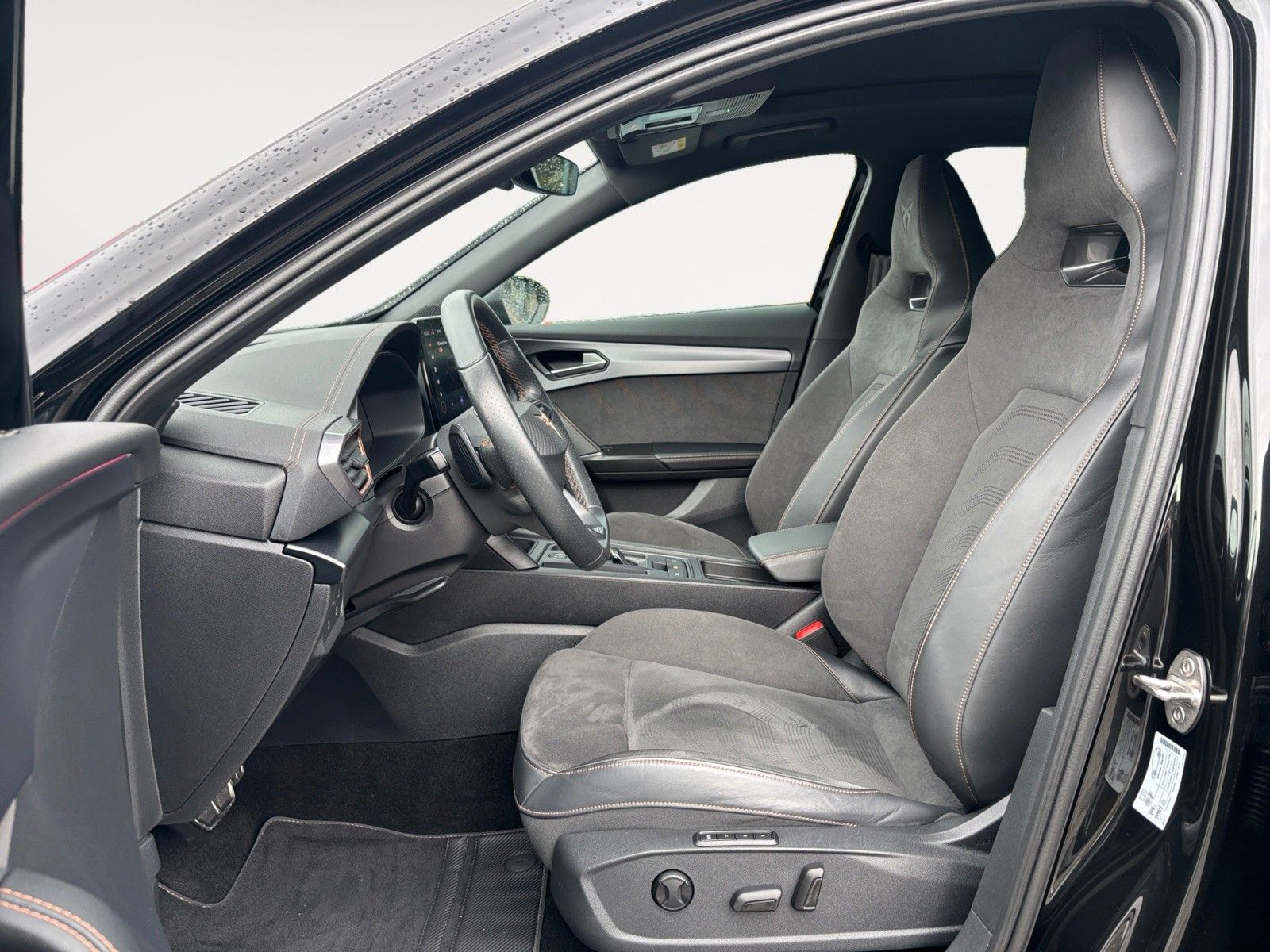 Cupra Formentor 2.0 TSI VZ Tribe Edit. 4D,DSG AHK,Pano