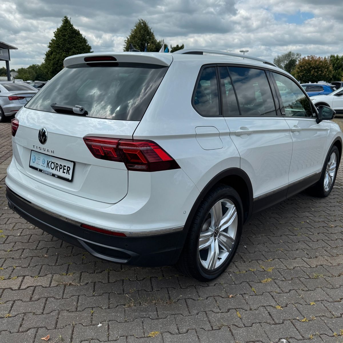 Volkswagen Tiguan 1.5 TSI - Samsaru's Car Outlet