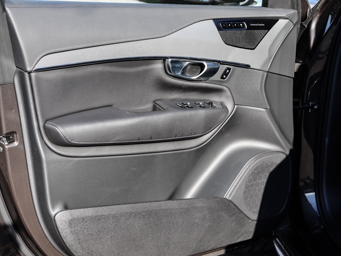 Volvo XC90 Plus Bright AWD B5 Diesel EU6d 7-Sitzer Sta