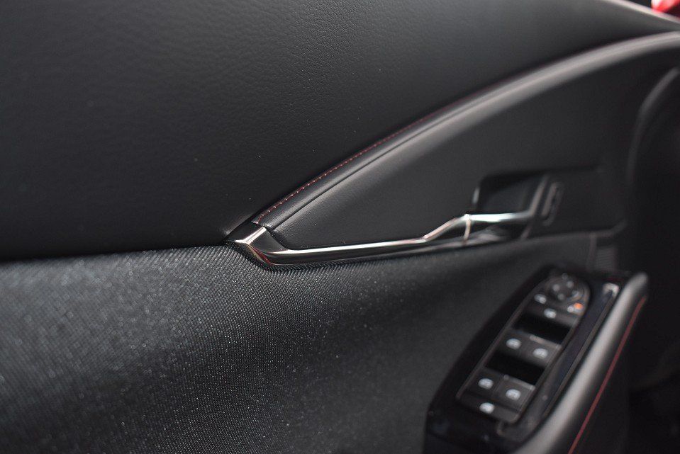 Mazda CX-30 SKYACTIV-X 2.0 AWD HOMURA Premium