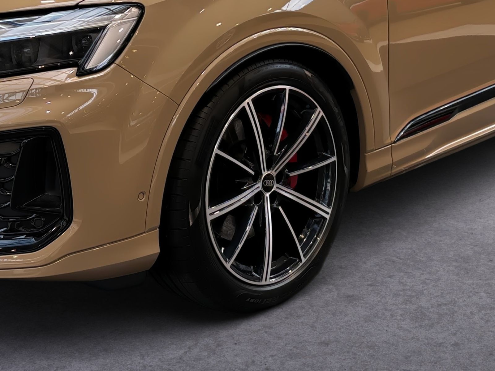 Audi Q7 50 TDI quattro S-LINE MATRIX LED+PANO+AHK+HUD