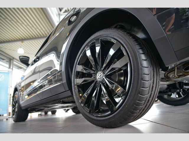 Volkswagen T-Roc United R-line - Samsaru's Car Outlet