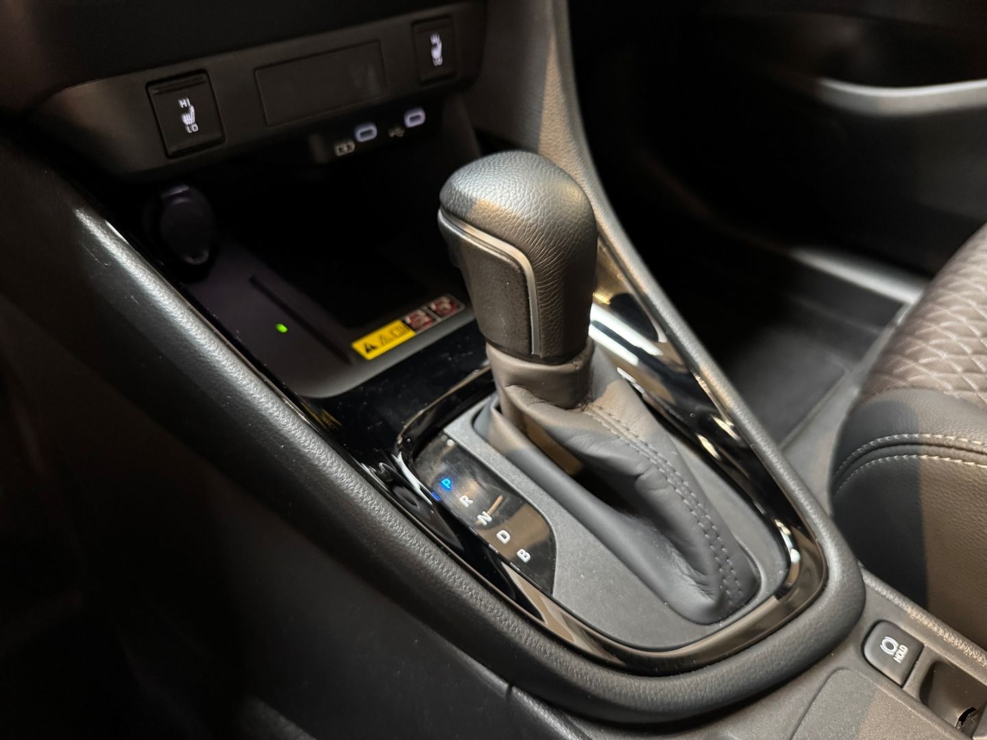 Toyota Yaris Hybrid Style Plus / CarPlay&Android Auto /