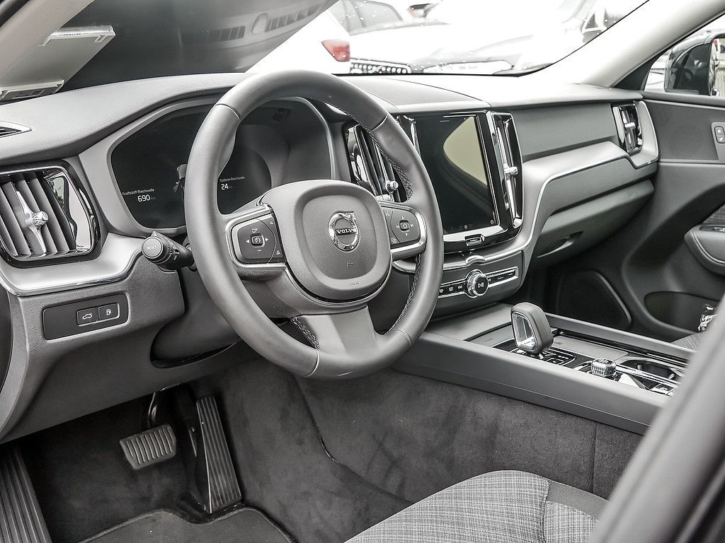 Volvo XC60 2.0 Core Recharge Plug-In Hybrid AWD