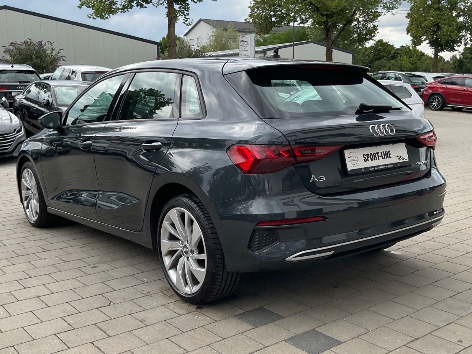 Audi A3 Sportback 35 TFSI advanced - Samsaru's Car Outlet