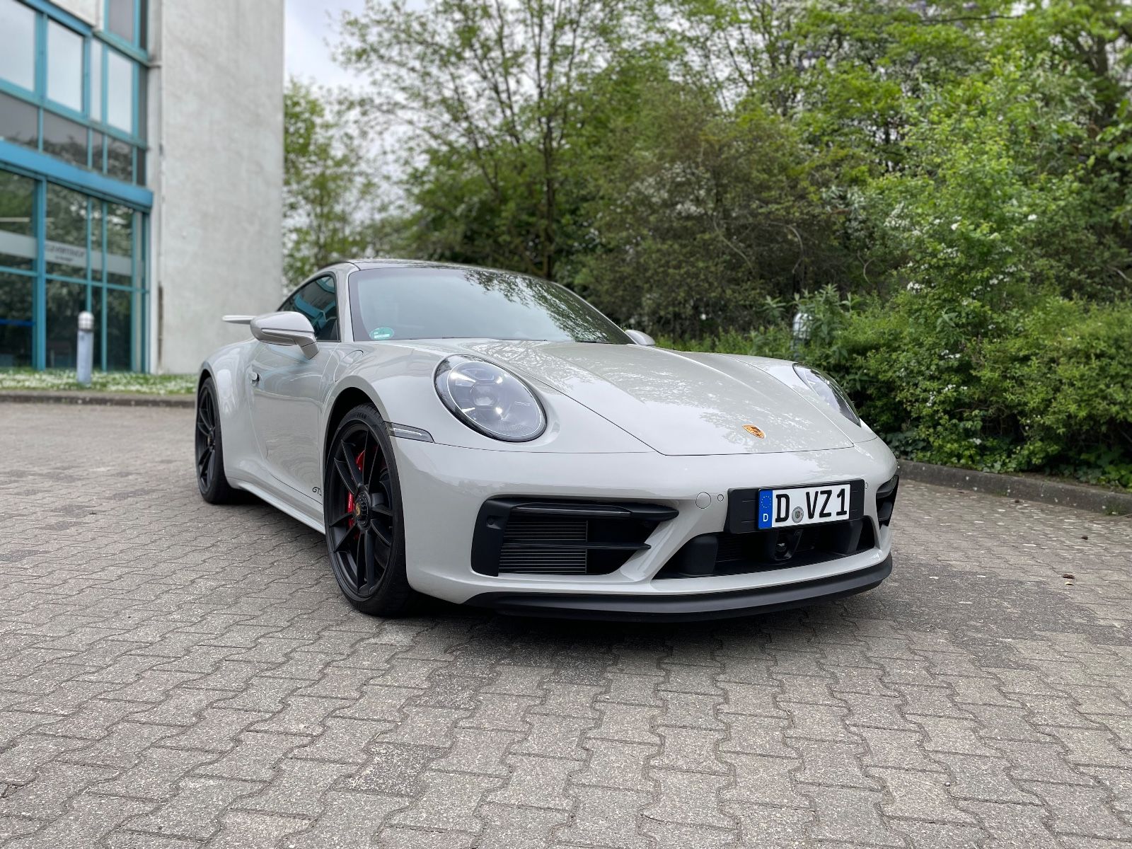 Porsche 911 Carrera GTS - Samsaru's Car Outlet