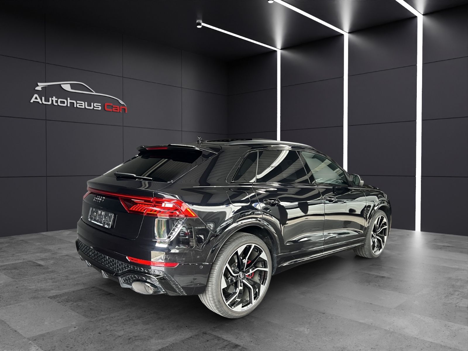 Audi RSQ8 /MATRIX/SITZKLIMA/23-ALU/PANO/HUD/B&Q/