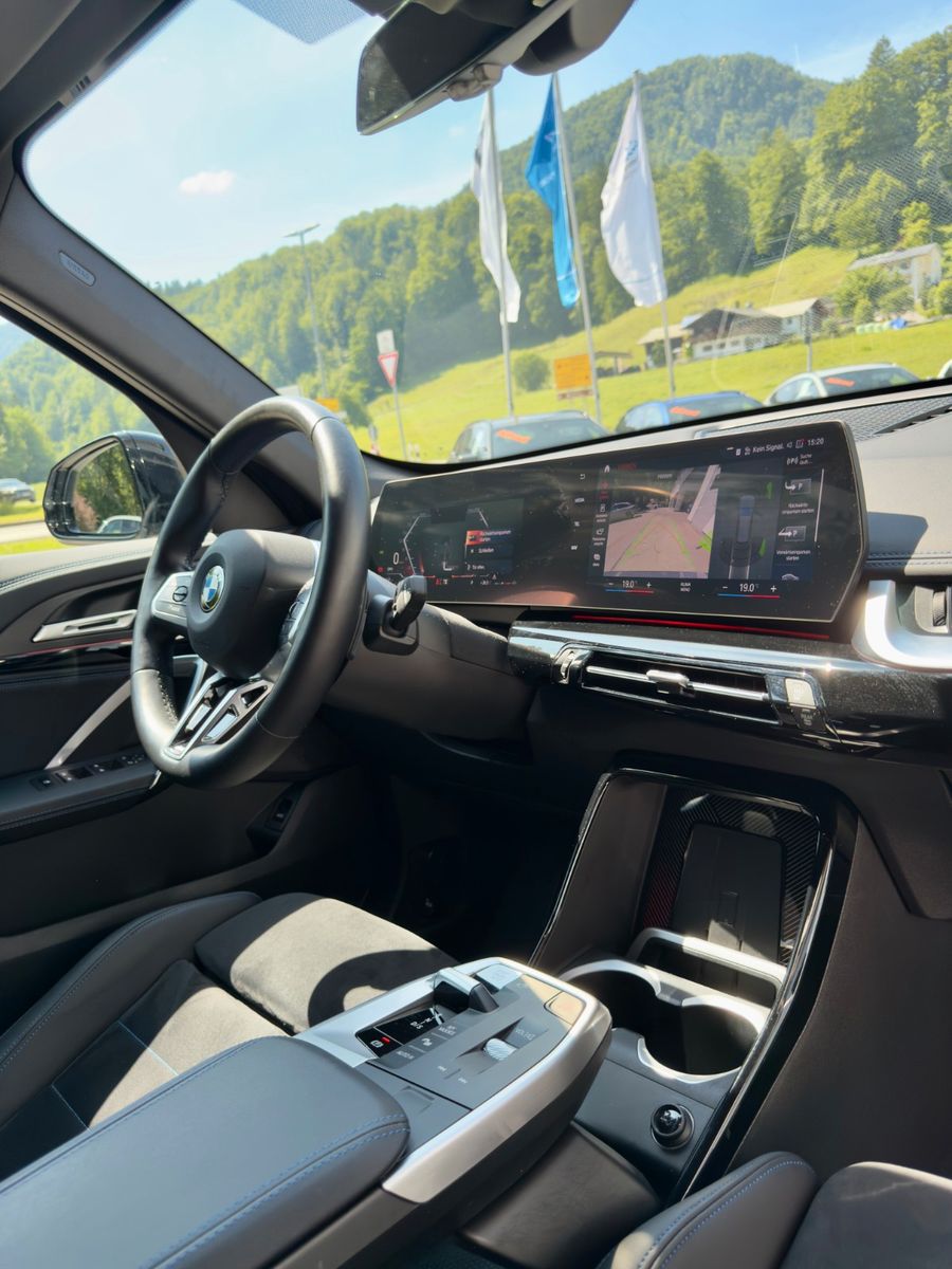 BMW X1 xDrive 23d M Sport - Samsaru's Car Outlet