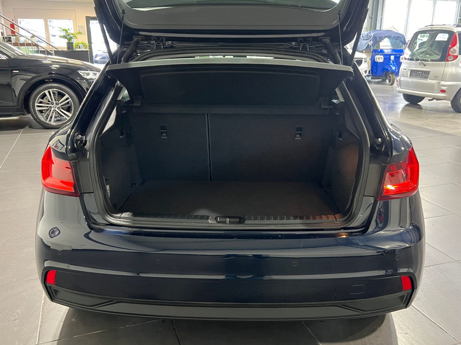 Audi A1 25 TFSi Sportback - Samsaru's Car Outlet