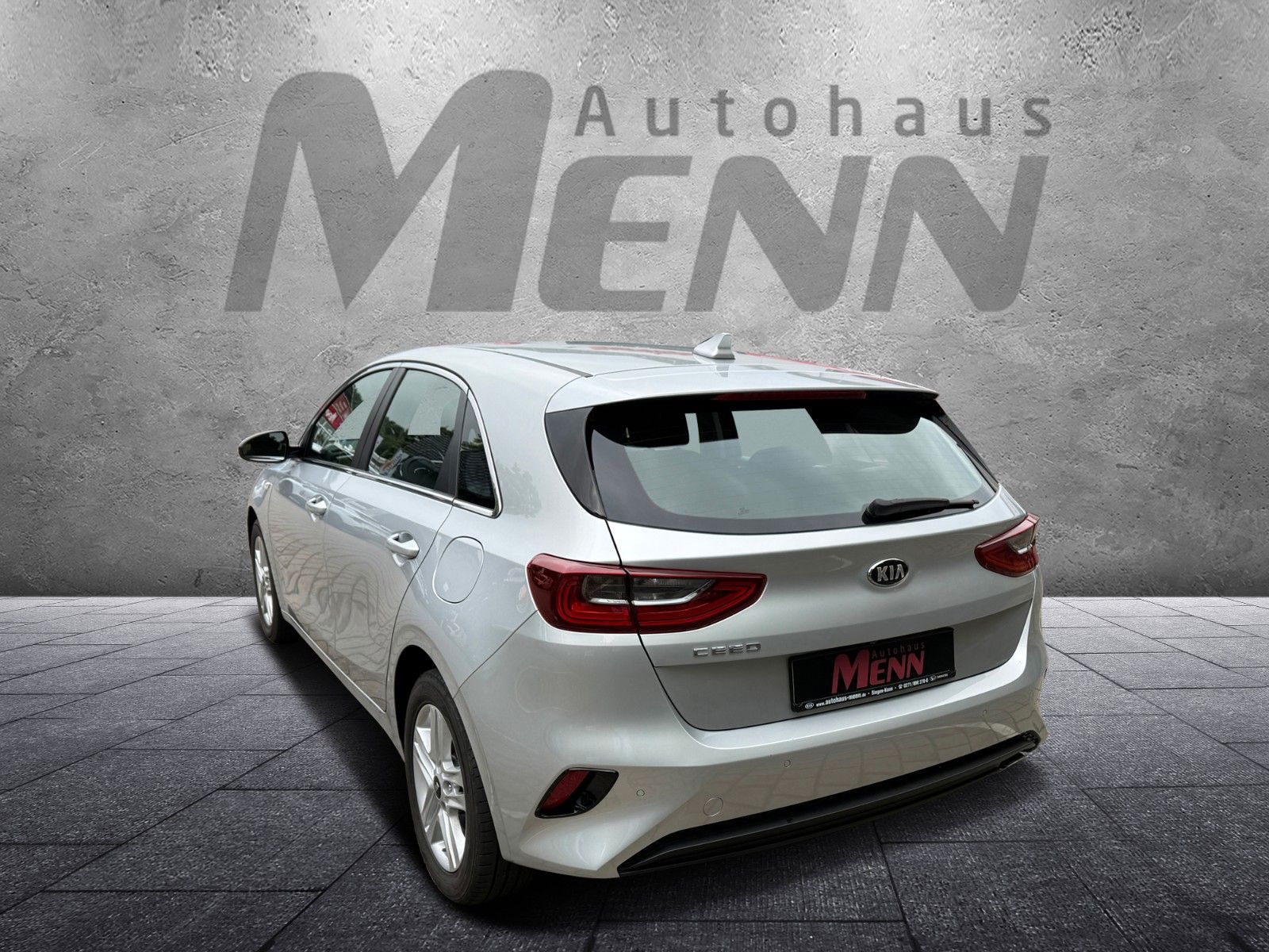 Kia Ceed 1.6 CRDi Vision - Samsaru's Car Outlet