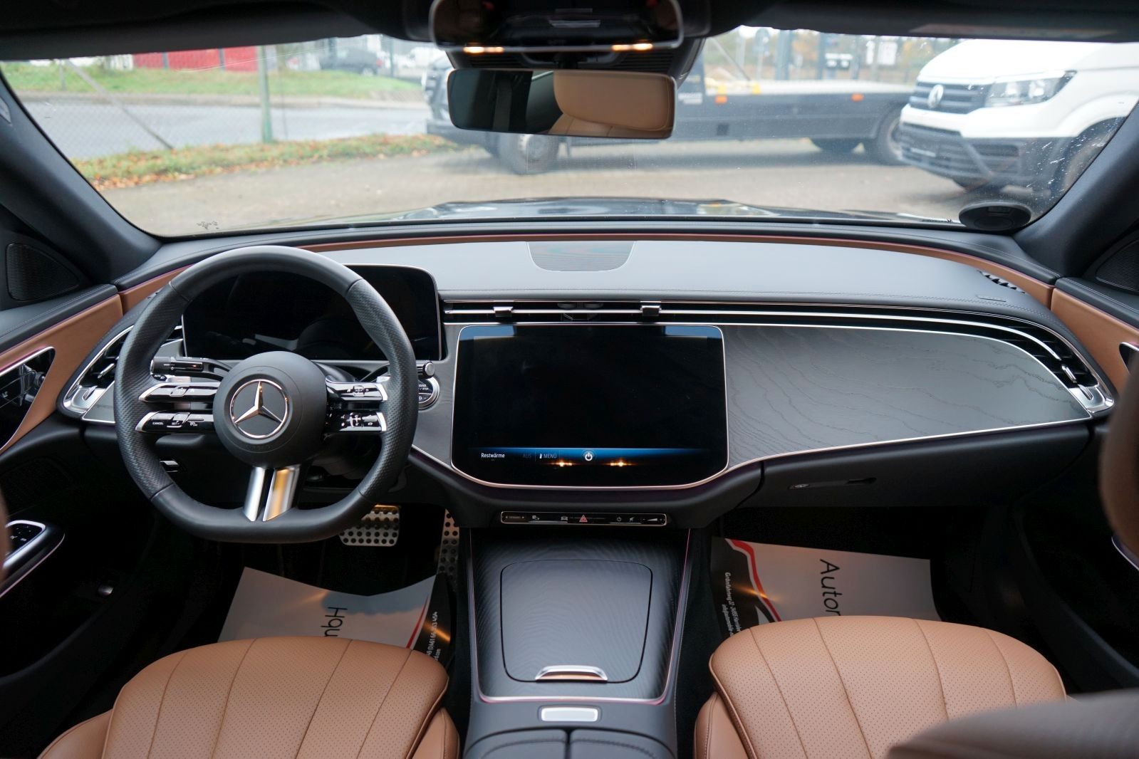Mercedes-Benz E 220 d AMG Line Advanced - Samsaru's Car Outlet