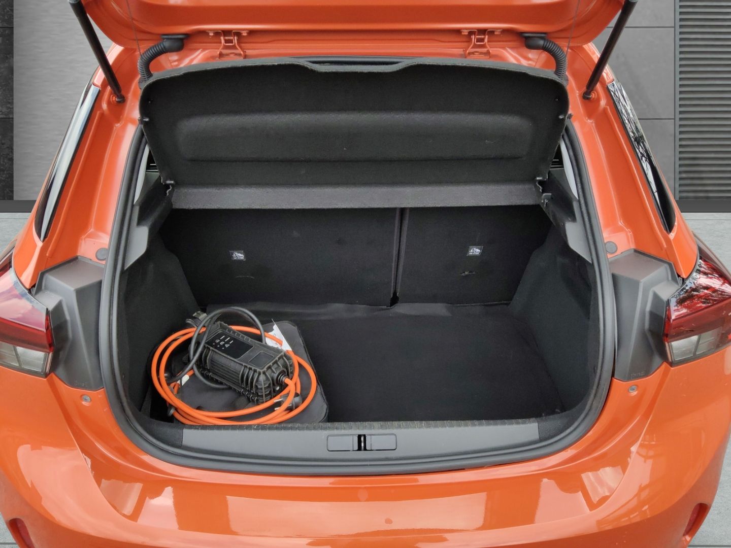 Opel Corsa-e F e Edition - Samsaru's Car Outlet