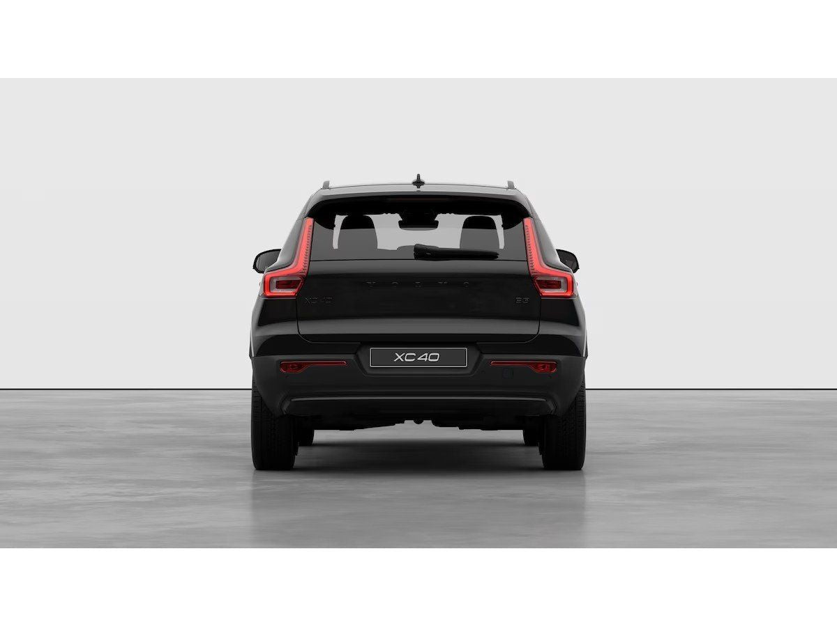 Volvo XC40 B3 Benzin Plus Black - Samsaru's Car Outlet