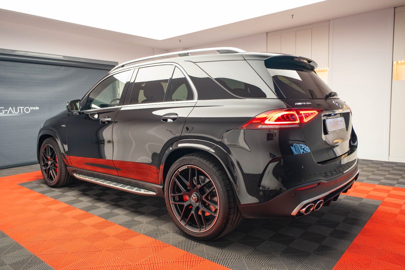 Mercedes-Benz GLE 53 AMG 4M+ Burm Massage Pano 360 22" HUD