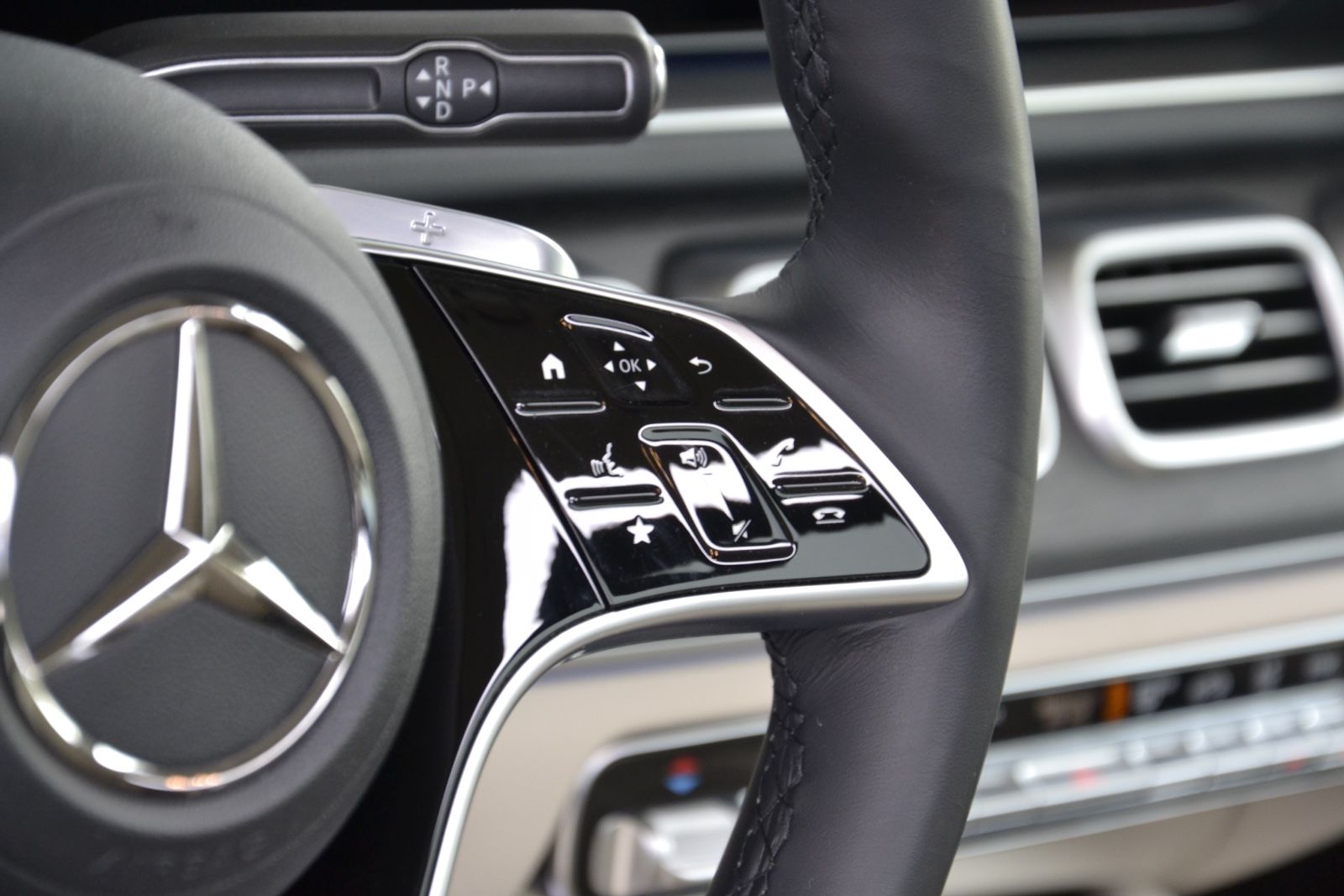 Mercedes-Benz GLE 450d Coupe 4M AMG*HUD*360*PANO*BURM*PANO*AHK