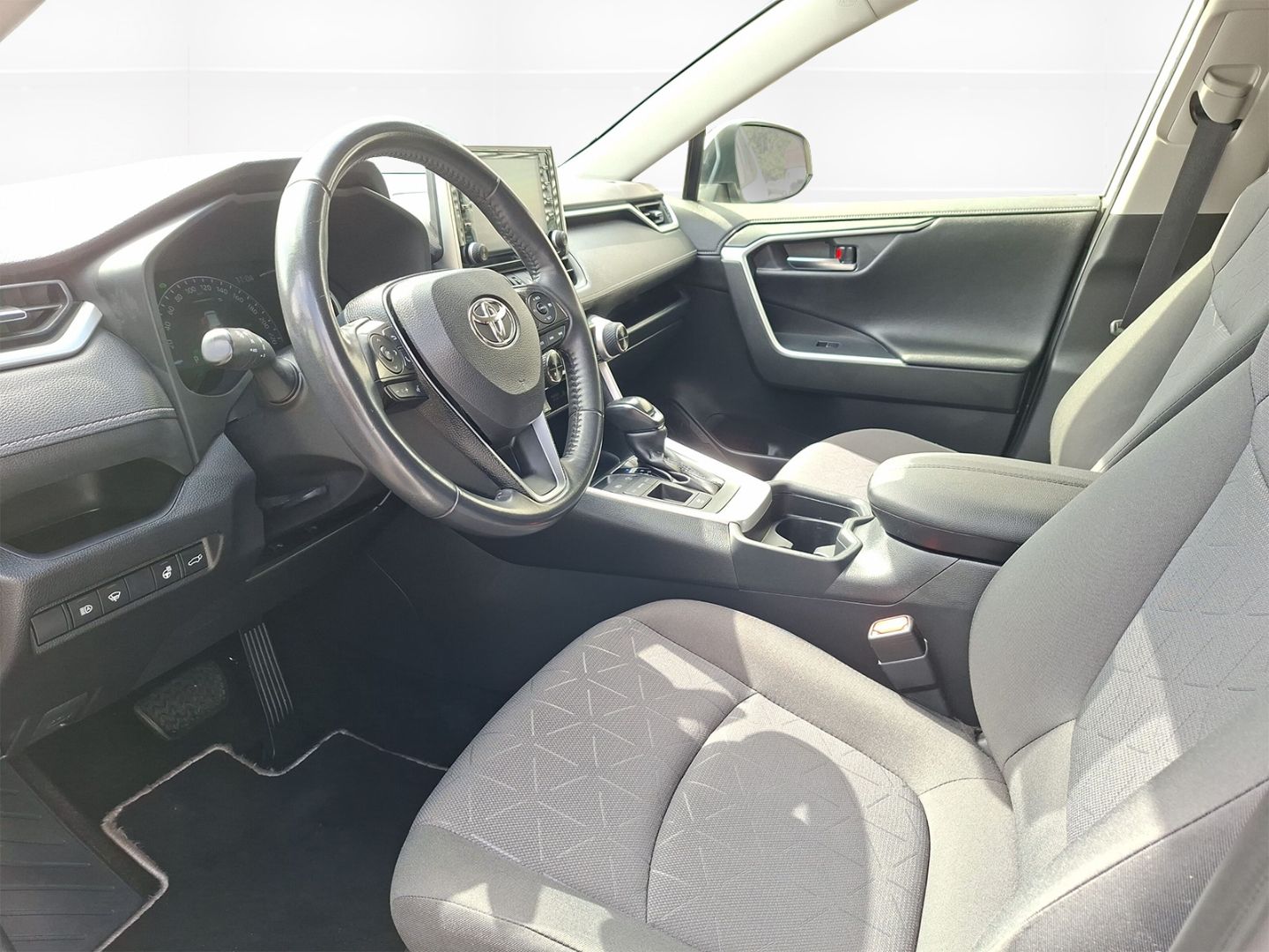 Toyota RAV 4 2.5 Hybrid 4x2 Team - Samsaru's Car Outlet