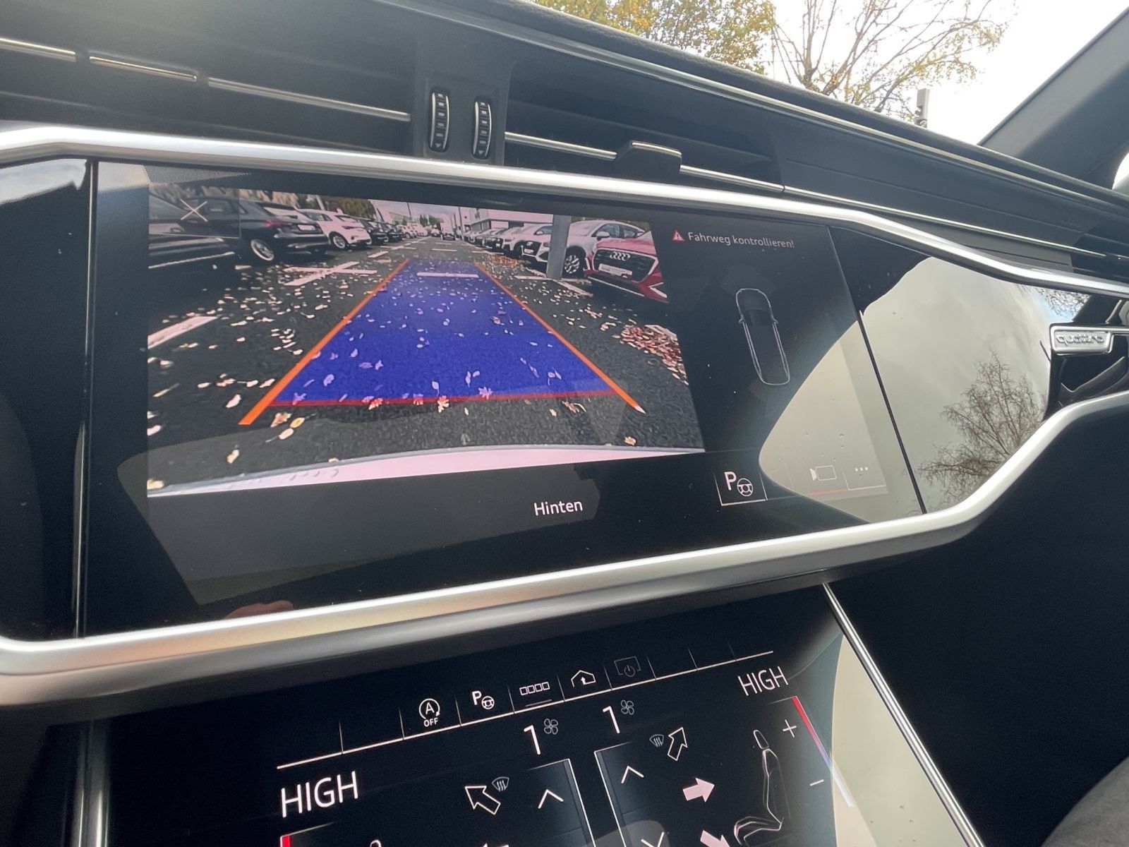 Audi A6 Av. 45 TDI qu. S line Matrix Pano Kamera AHK