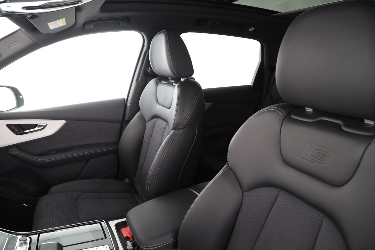 Audi Q7 50 TDI quattro tipt. S line Facelift AHK