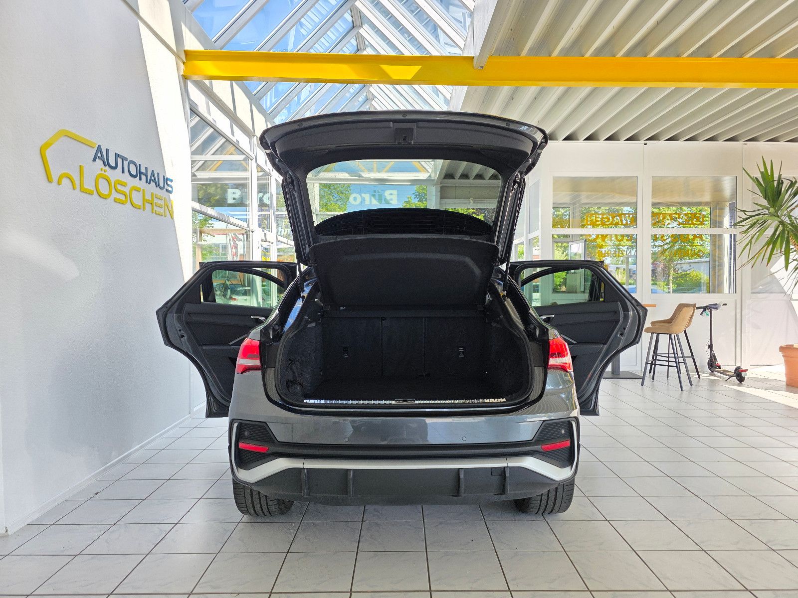 Audi Q3 Sportback 40TFSI quattro S Line - Samsaru's Car Outlet