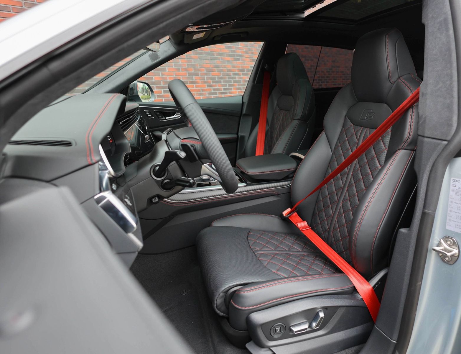 Audi Q8 60 TFSIe Quattro - Samsaru's Car Outlet