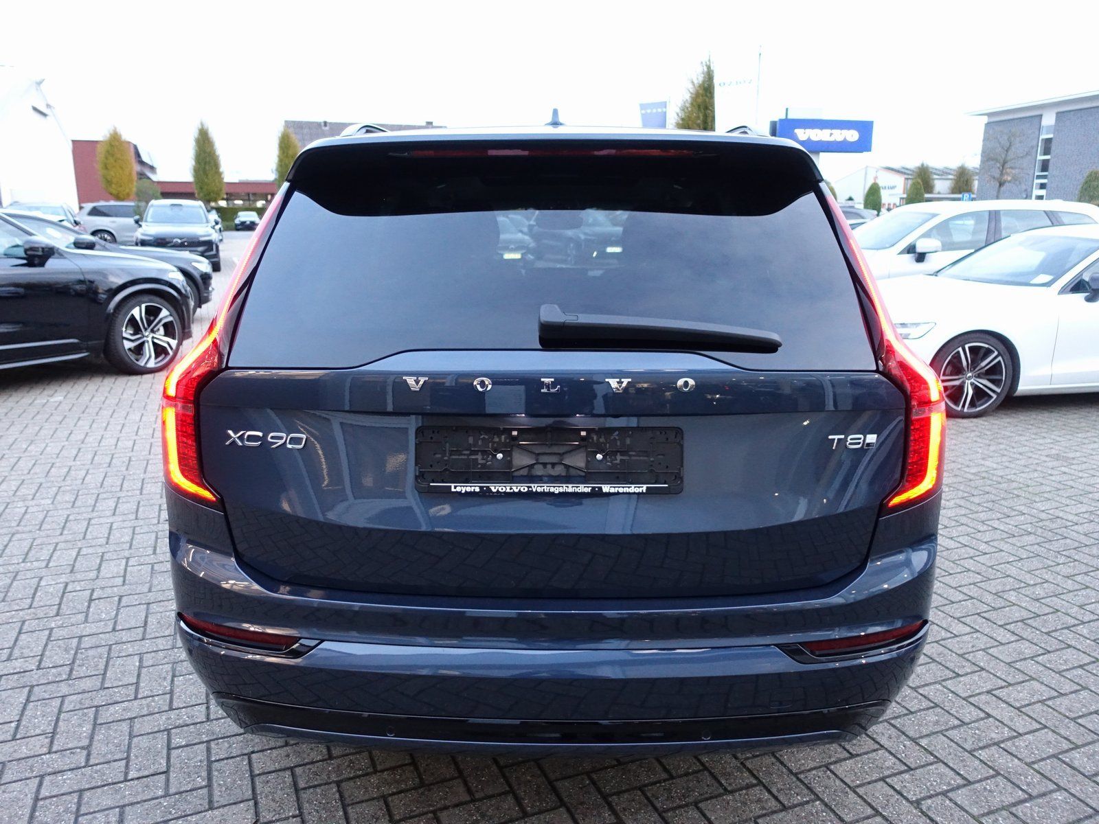 Volvo XC90 Plus, T8 AWD Plug-in Hybrid/AHK/FourC/Pano