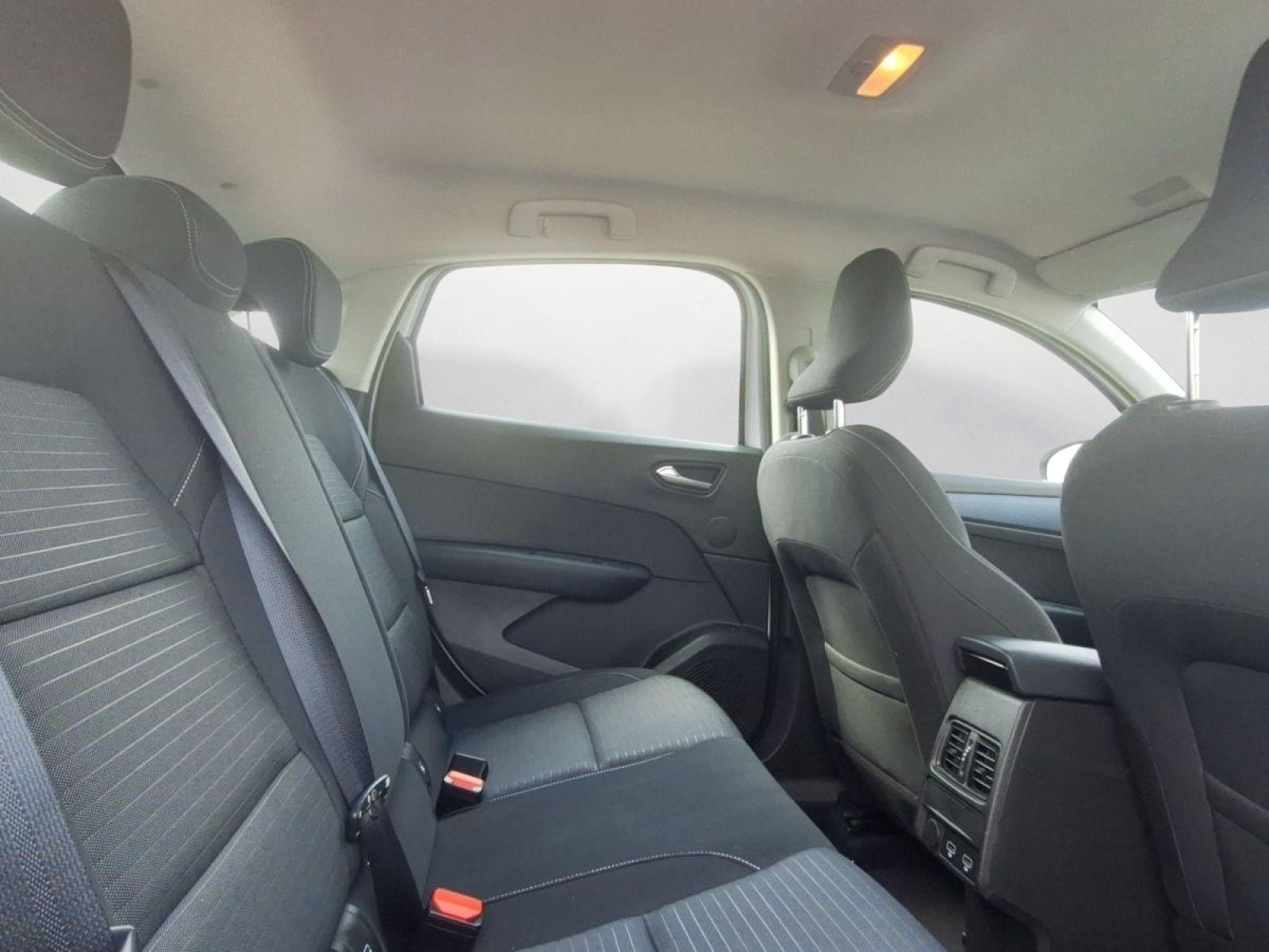 Renault Arkana Equilibre TCe 140 EDC - Samsaru's Car Outlet