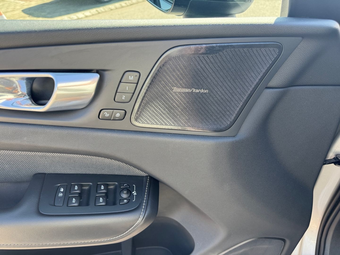 Volvo XC60 Plus Dark B4 Diesel EU6d Harman&Kardon Stan