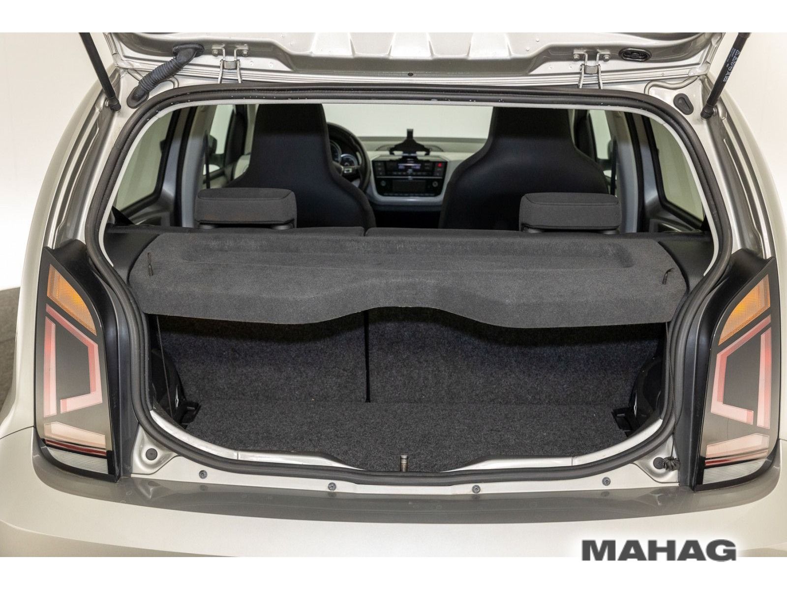 Volkswagen e-up! Style Plus - Samsaru's Car Outlet