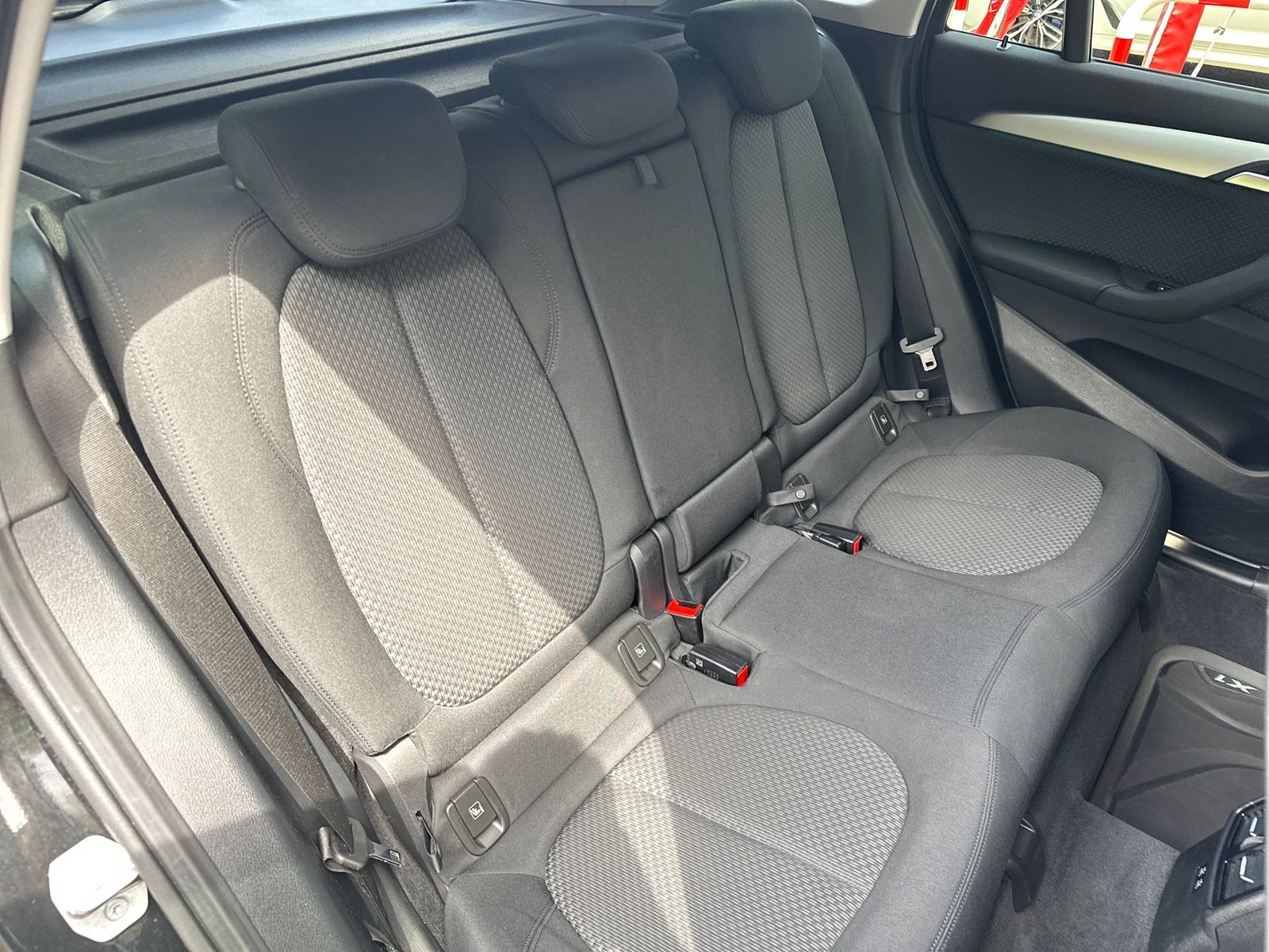 BMW X1 xDrive18d Advantage - Samsaru's Car Outlet