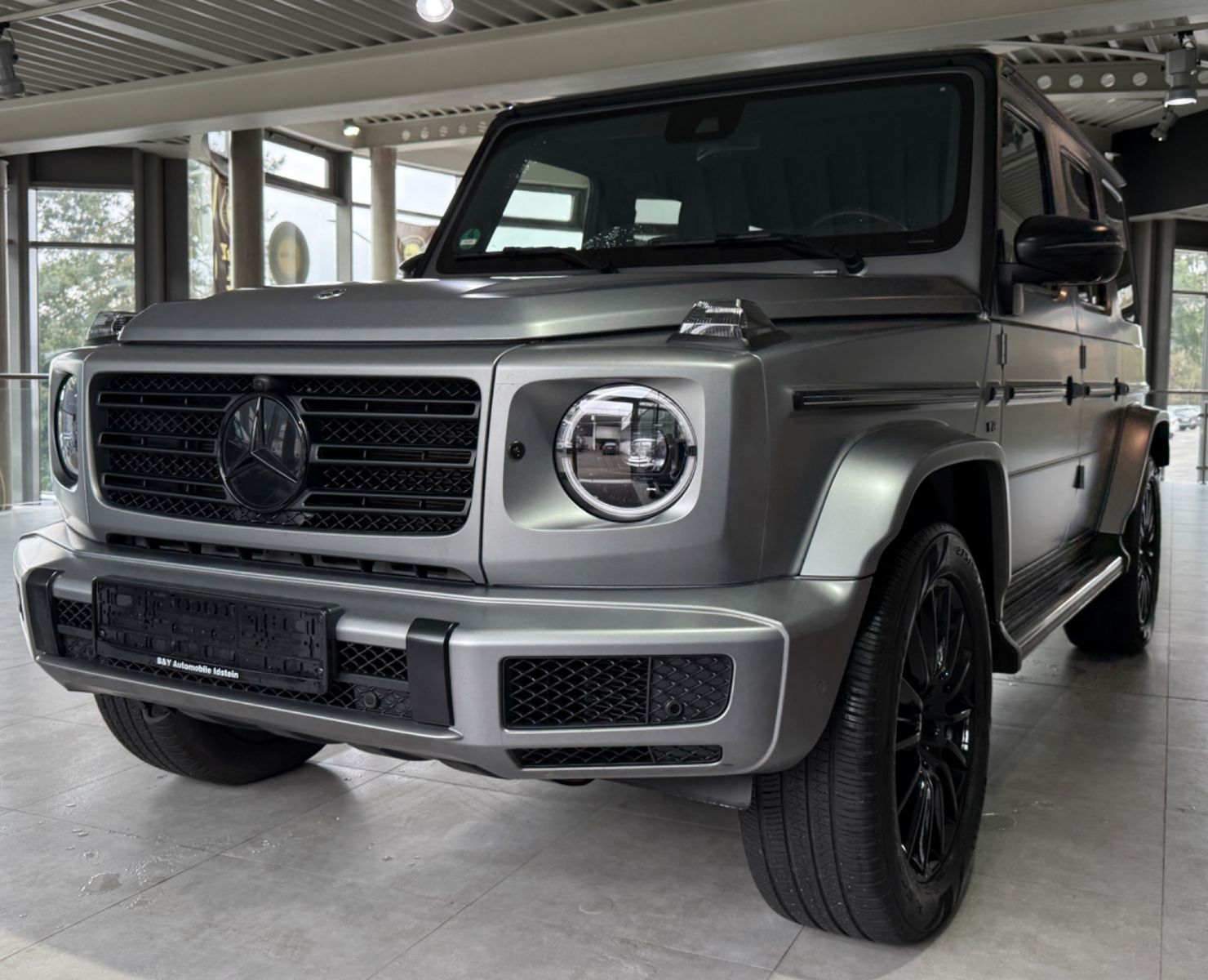 Mercedes-Benz G 500 - Samsaru's Car Outlet
