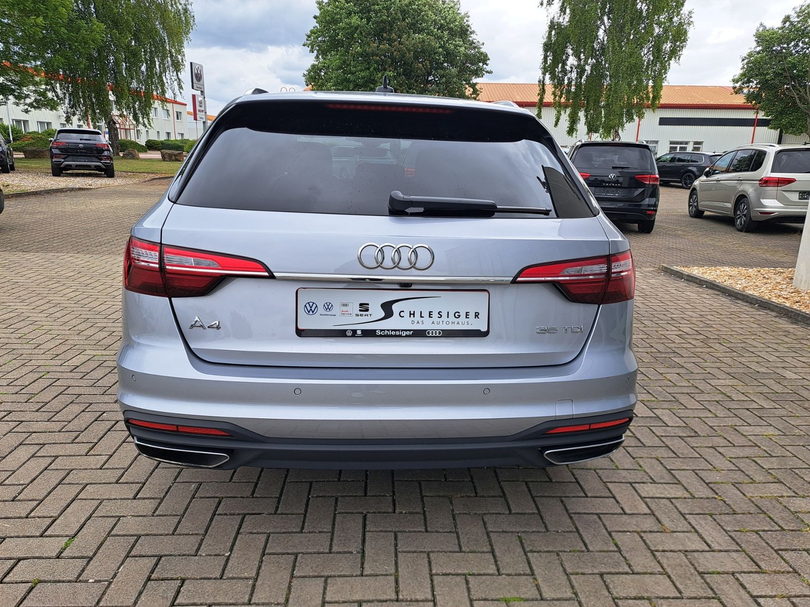 Audi A4 Avant 35 TDI - Samsaru's Car Outlet