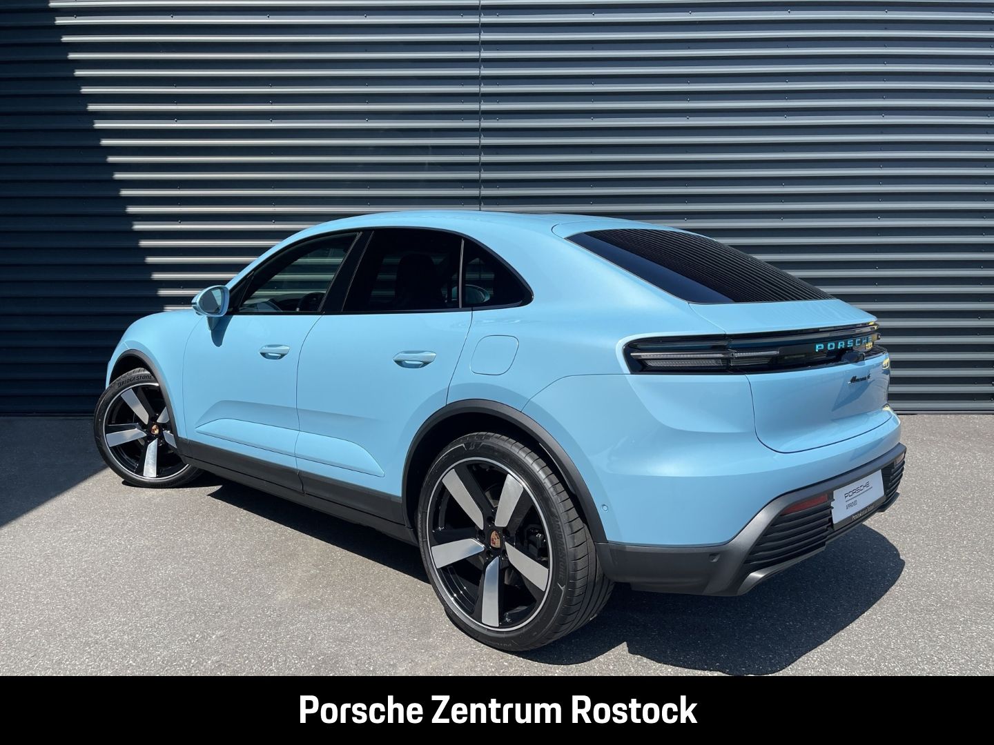 Porsche Macan 4 BOSE Rückfahrkamera Abstandstempomat LED