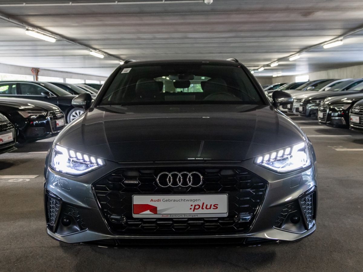 Audi A4 Avant 45 TFSI qu S line - Samsaru's Car Outlet