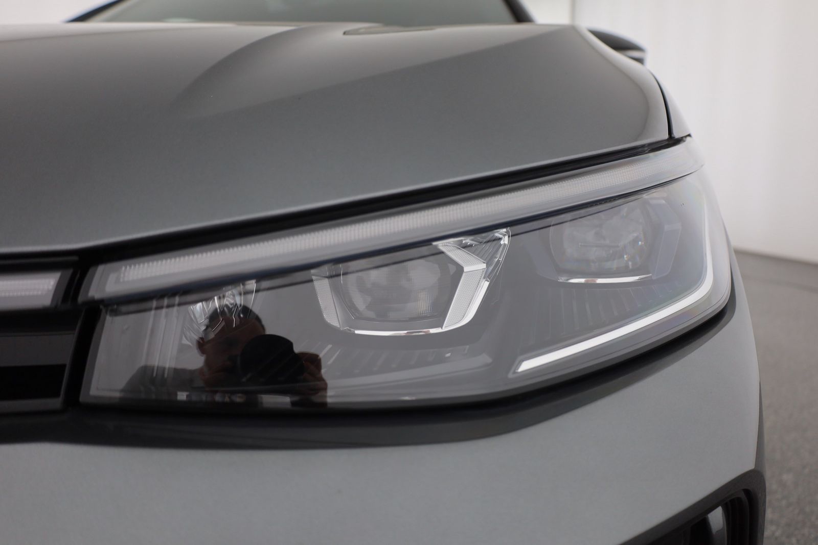 Volkswagen Passat Variant R-Line 2.0 TSI DSG Matrix Pano AH