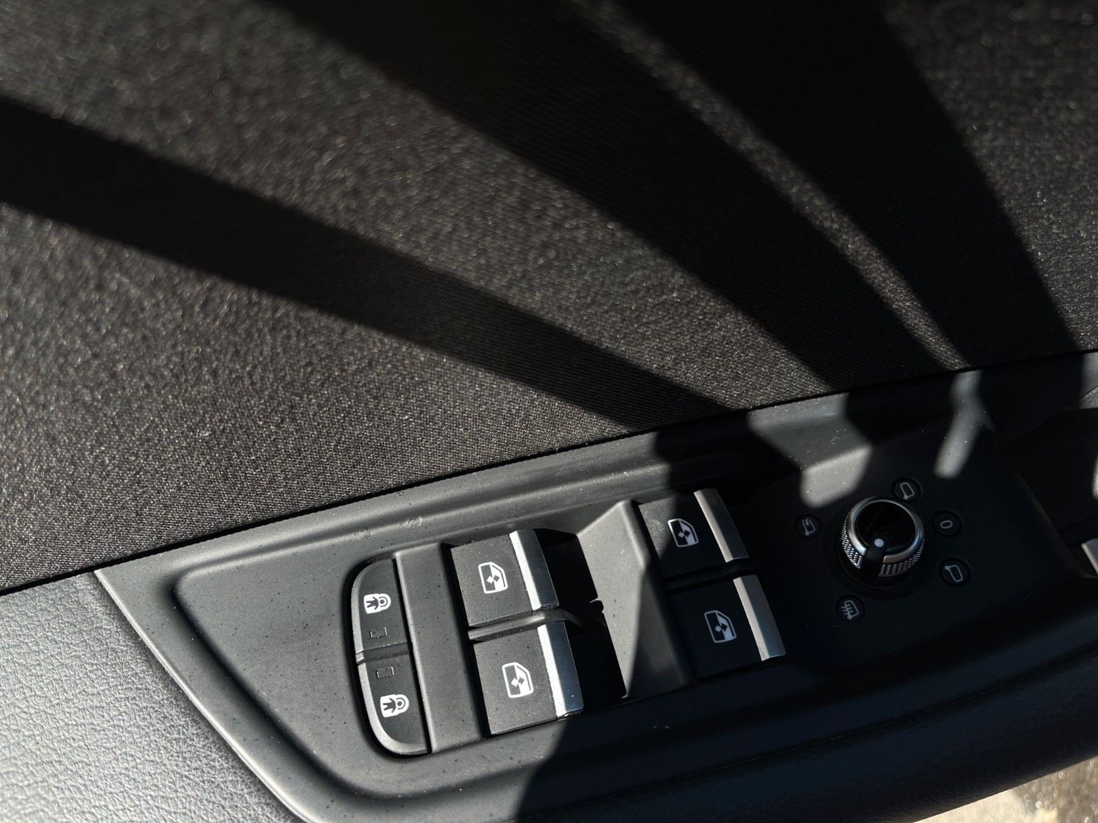 Audi A4 40 TDI quattro advanced - Samsaru's Car Outlet