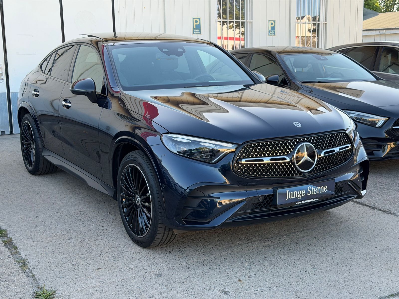 Mercedes-Benz GLC300 AMG Coupe 4M_Pano_360_Sitzklima_Leder_LED