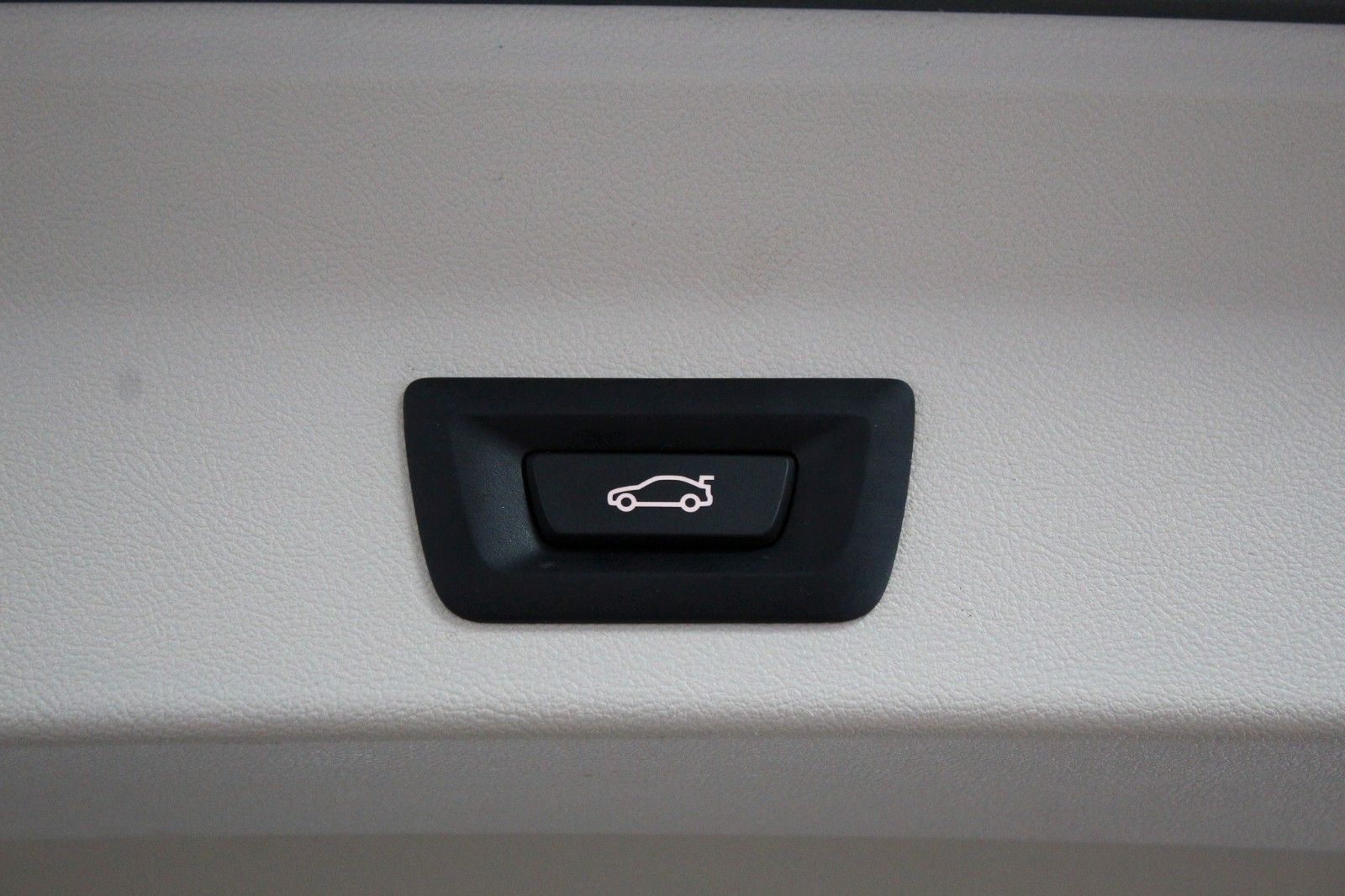 BMW X3 xDrive 20i Automatik Leder Kamera 1.Hand LED