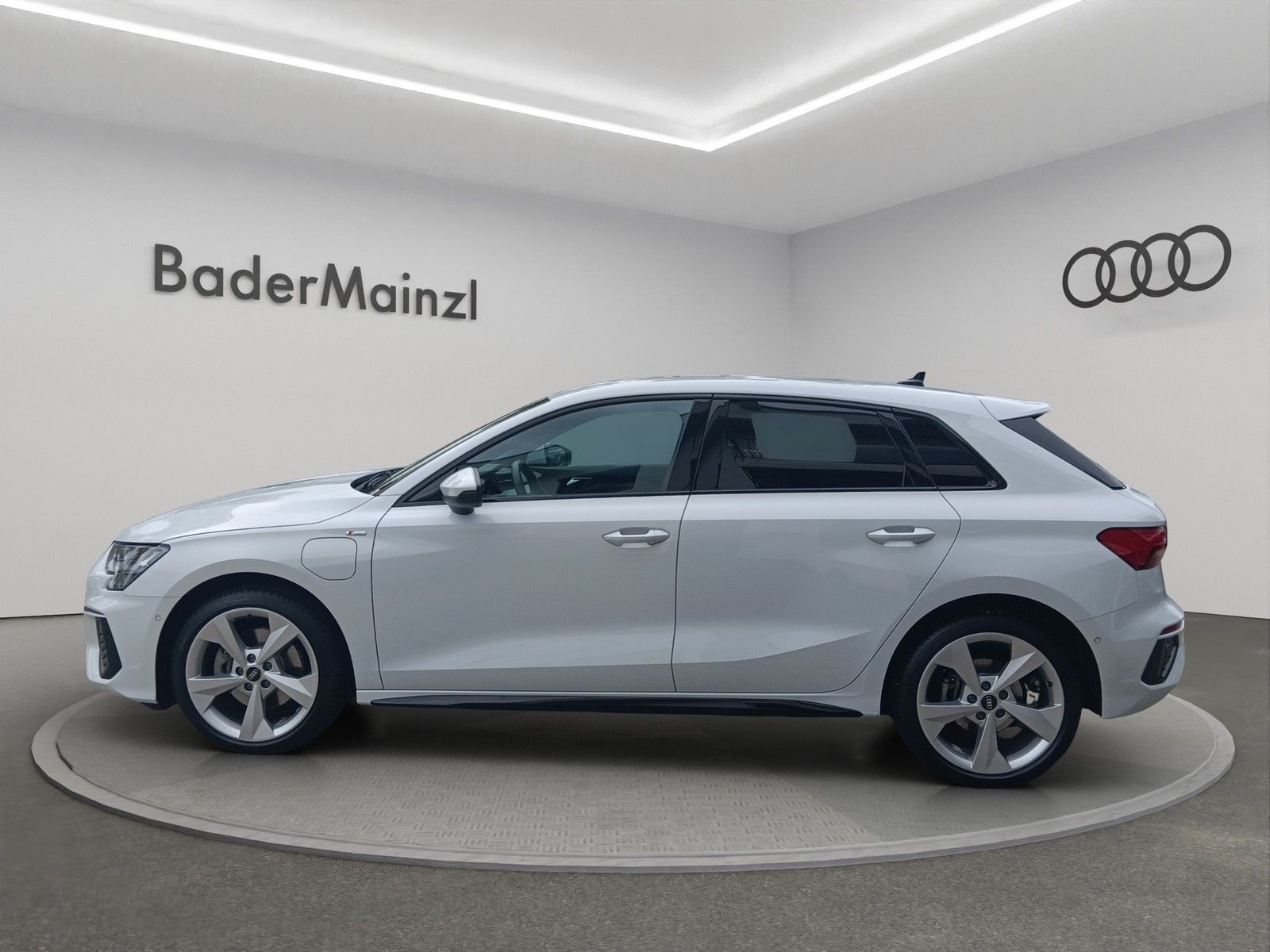 Audi A3 Sportback 1.4 TFSIe S Line SHZ DAB