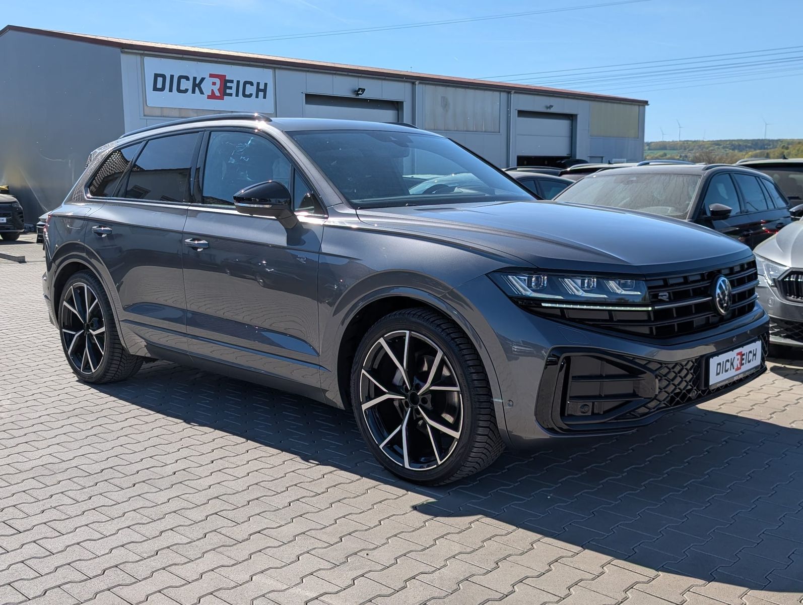 Volkswagen Touareg 3.0TDI 4M R-Line VOLL Black 22" UPE 114T