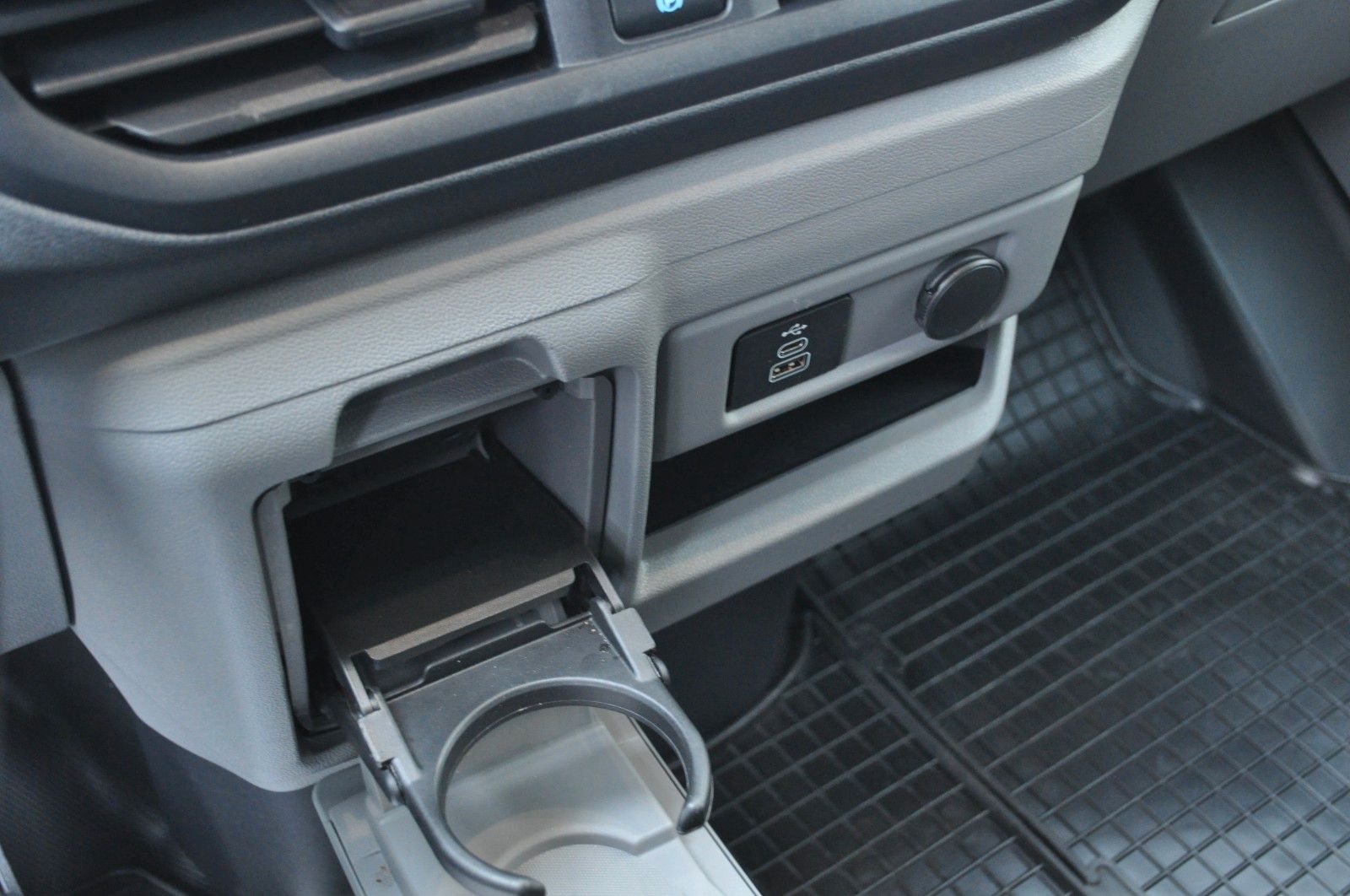 Ford Transit Custom Kombi 320 L1 FWD TREND/AUT/ALU