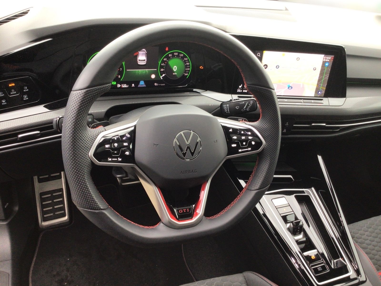 Volkswagen Golf VIII 2.0 GTI Clubsport Ed. 45 DSG - Samsaru's Car Outlet